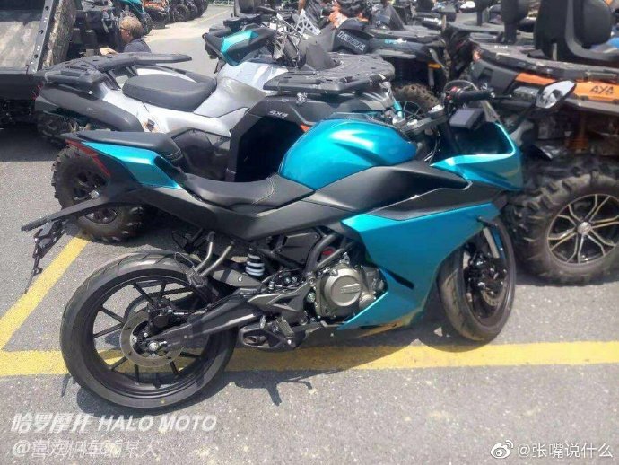 odmag's tweet photo. #CFMoto250SR spotted once again - could be launched in #India post its global debut
Read more - https://t.co/mhXuRQ4Er4
#CFMoto #AMWCFMoto #CFMoto250SR #250SR https://t.co/bizKlB4tDT