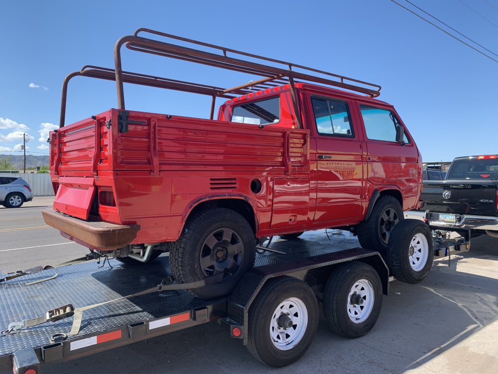 PaulGinAZ's tweet photo. @kurtbradley @itsvantime #igots me one of those funny VW trucks. https://t.co/vdMCLRD0Ly