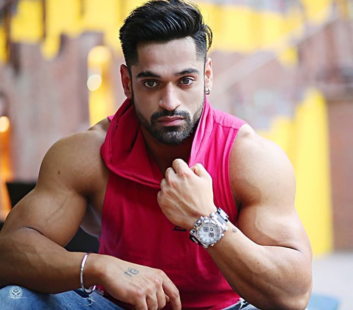 indianbodybuild's tweet photo. Ranjeet Singh @ranjeet_singh_rick 💪
#Repost
Look into my eyes👀 and see how badly i want it🔥
.
#ranjeetsinghricky #peopleschamp #teamcorejailroad #eggon #ihffsquad #rippedupnutrition #classicphysique #onelove #onedream #hunk #inspire #class #shredded #shredz #beachbody #mode… https://t.co/KTOFjSzvW9