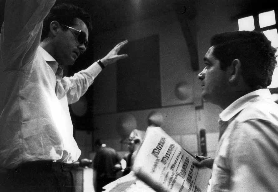 1964년 #쉘부르의우산 의 전설이 시작 된 그 곳! #아녜스바르다촬영 현장부터 #까뜨린느드뇌브 리즈 시절까지 💓 영화의 모든 것을 담은 스페셜...