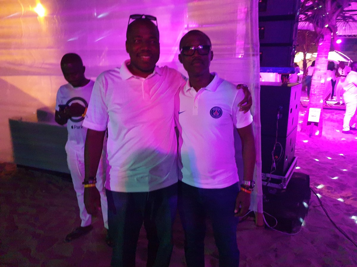 eric_nsarkoh's tweet photo. #futureproofMTN
Celebrating the opportunity to celebrate! Kunle & St Doe 🙏 https://t.co/pcG6xnvdgm