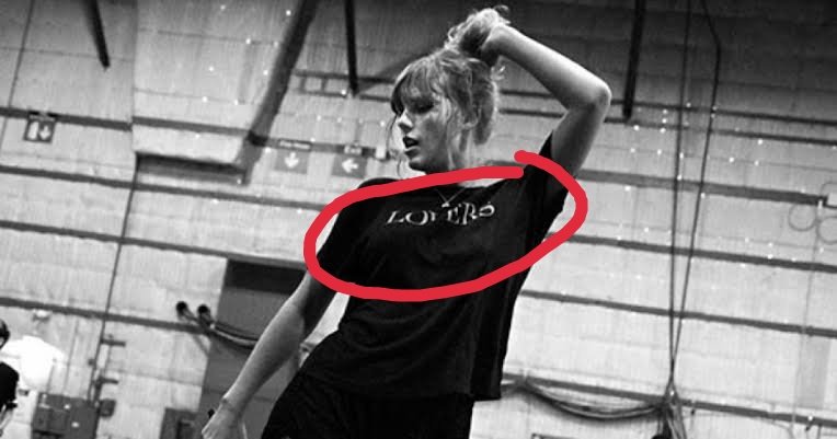 itsburninred13's tweet photo. TAYLOR GIVING HINTS ABOUT HER NEXT ALBUM, ERA OR SONG SINCE RED ERA. #LoverAtMidnight https://t.co/e4vyso4CiG