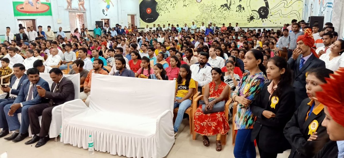 DreamtouchI's tweet photo. Glimpses of yesterdays houseful New Daimond Plan launching for all dreamtouch distributors at kitte bhandari sabhagruha,gokhale Rd,mumbai with the presence of Hon.CMD Mr.Vikas Bengade sir. future events and seminar Reach us at +91 9899897553 
#Dreamtouchindia #Event #TigerGroup https://t.co/Mtr4exDTJf