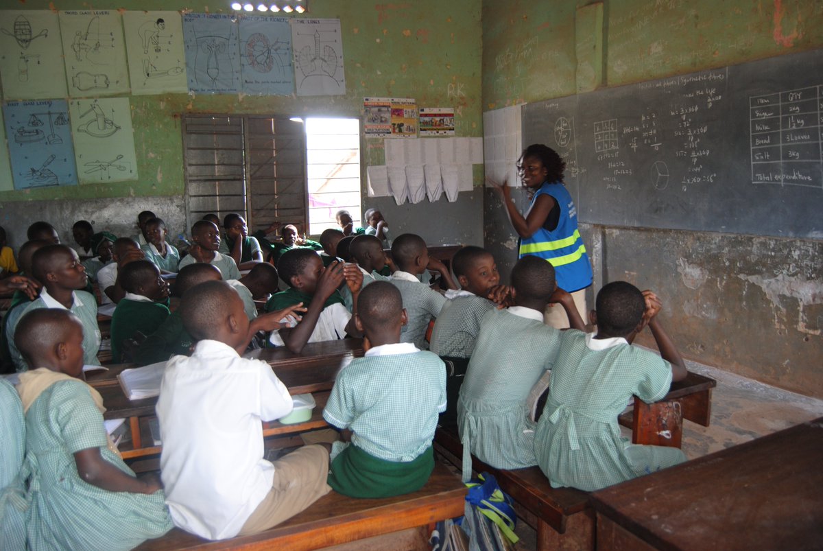 InterAidUganda's tweet photo. Group counseling at Kitebi primary school where many of the refugee children go to school. The school adolescents were given free group counseling and discussions on Reproductive Health, bullying in school and moral behavior in both school and back home. https://t.co/rlNKGo5s2z