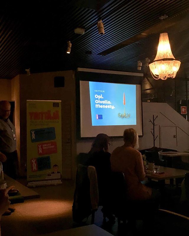 sollertis_eu's tweet photo. Tänään meidän Janitan aamu alkaakin @savonyrittajat koulutuksella! 🤩☀️ #YOM #diginaiset #sollertis #kuopio https://t.co/CavvkxEQAx