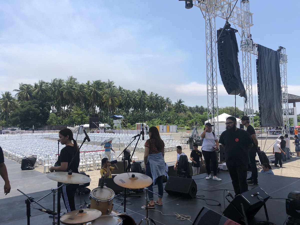 jasonmarvinph's tweet photo. Sound check #MoiraBraverDavao https://t.co/NqroMjy1MN