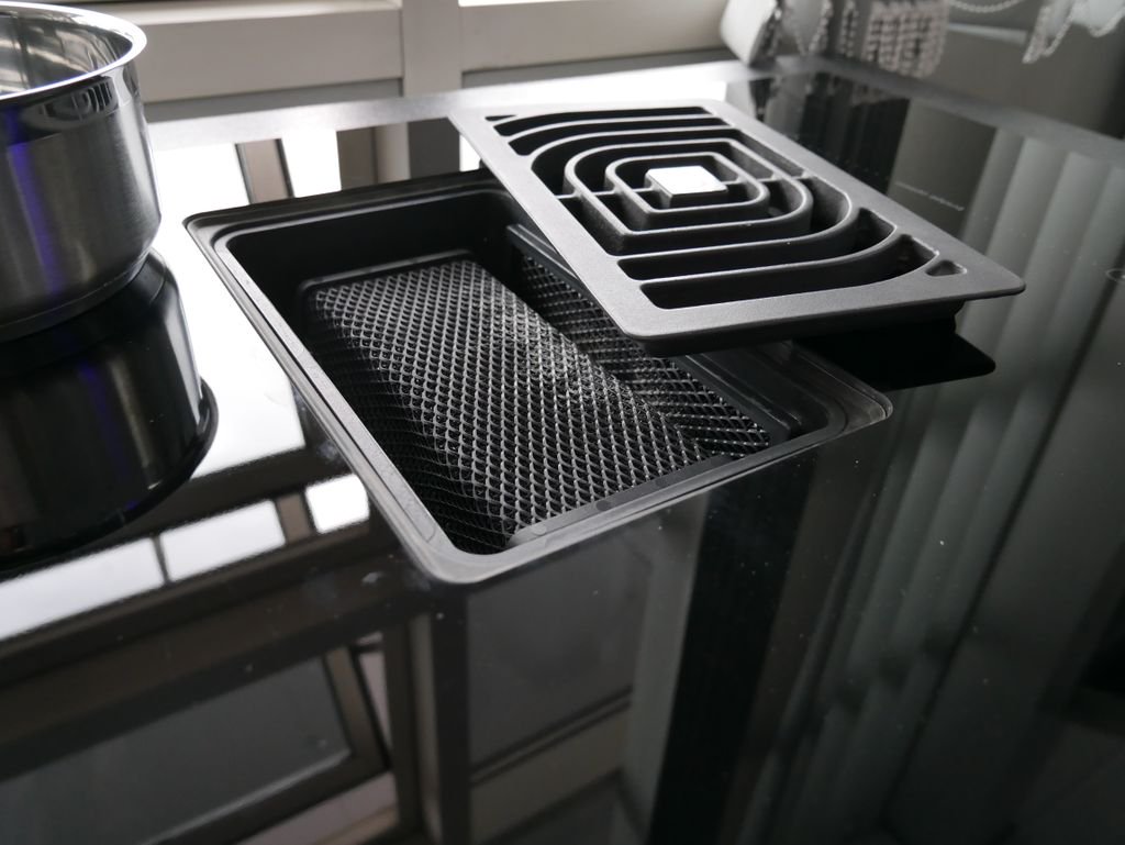 intotokitchens's tweet photo. Worried about space on your hob when opting for a downdraft? Then we recommend the FABER Galileo. It is fully integrated into the hob and can even be used to rest your pots and pans on it. #CleverDesignSolutions #SmartCookingSolutions #SimplyGenius @KitchenEX https://t.co/LlpTYmFKPV
