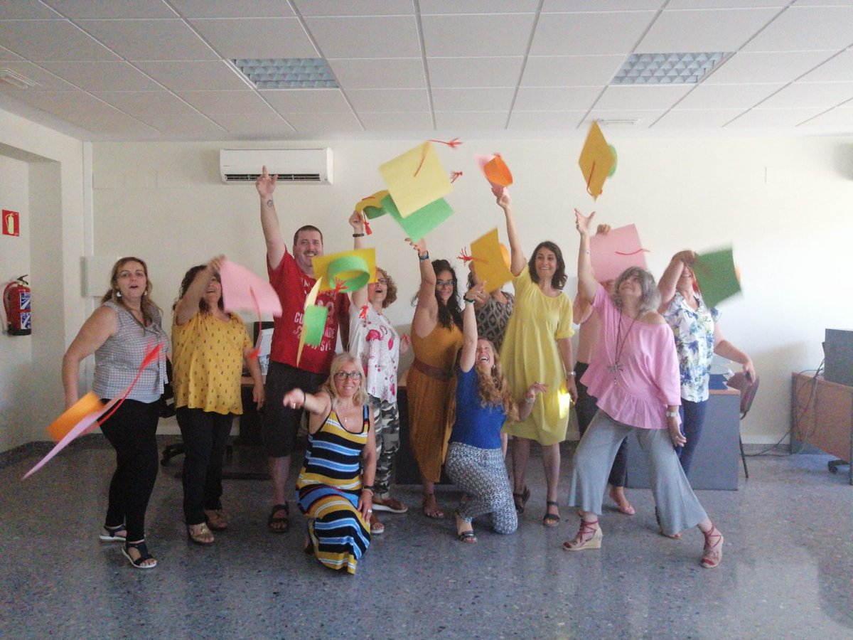 lanzaderadh2019's tweet photo. Todo Proyecto tiene principio y final, y ahora toca poner cierre a la V Lanzadera DH 2019.
Han sido 5 meses de aprendizaje personal, descubriendo nuevas herramientas para mejorar nuestra búsqueda activa de empleo.
@Ayt_DosHermanas 
@fundacionTef 
@FundaciónSMLRPH 
@AndaluciaJunta https://t.co/DDYfz71pZW