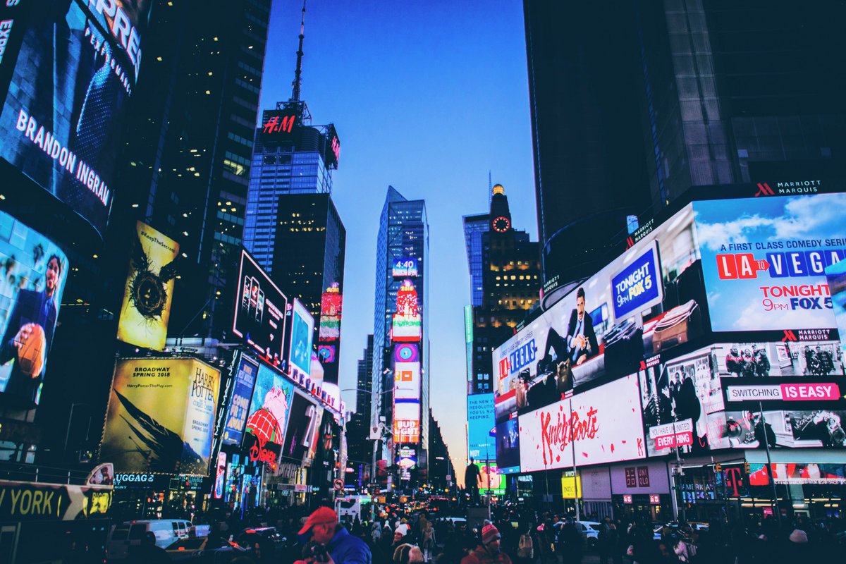 KenePartners's tweet photo. For anyone in the digital signage scene, it’s not actually what’s on a digital screen that matters, it’s what’s behind it. In today's Insights article, we're looking at some of the most technologically advanced digital signage projects in the world today. https://t.co/cx5gfw13AM https://t.co/6s6a6734fm