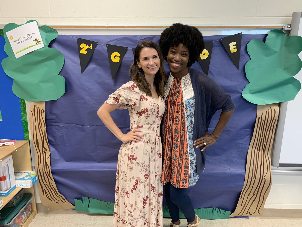 SoroyaSmithMEd's tweet image. What do you do when it’s time to meet another class of sweet second graders? Grab your amazing teaching partner @mrs_grinstead, throw some magic around the learning space, and prepare your hearts to be filled yet again! We have the best job in the 🌎 #MasonMoment