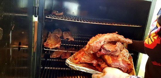 akfls27's tweet photo. 바비큐숫불 그릴은캠핑텐트 오토그릴입니다.삼겹살 https://t.co/tBxx0ly4uH https://t.co/1GcvbOgDlD