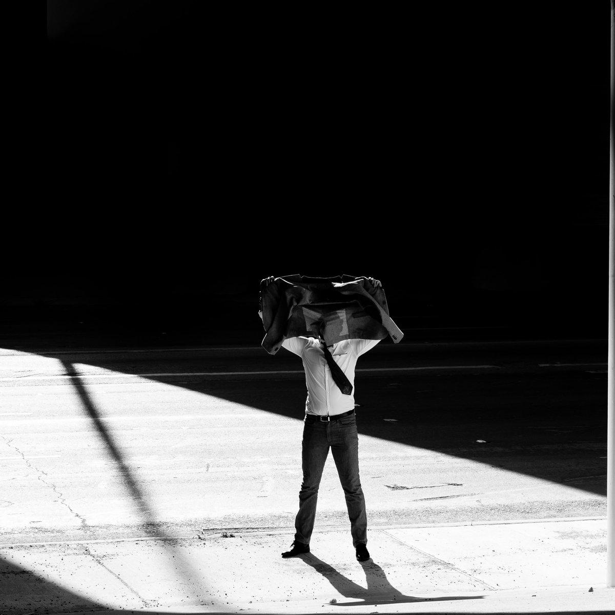 averagejoey41's tweet photo. Us & Them
#vscodfw #vsco #Monochrome #dtx https://t.co/7WUyN1pY7C