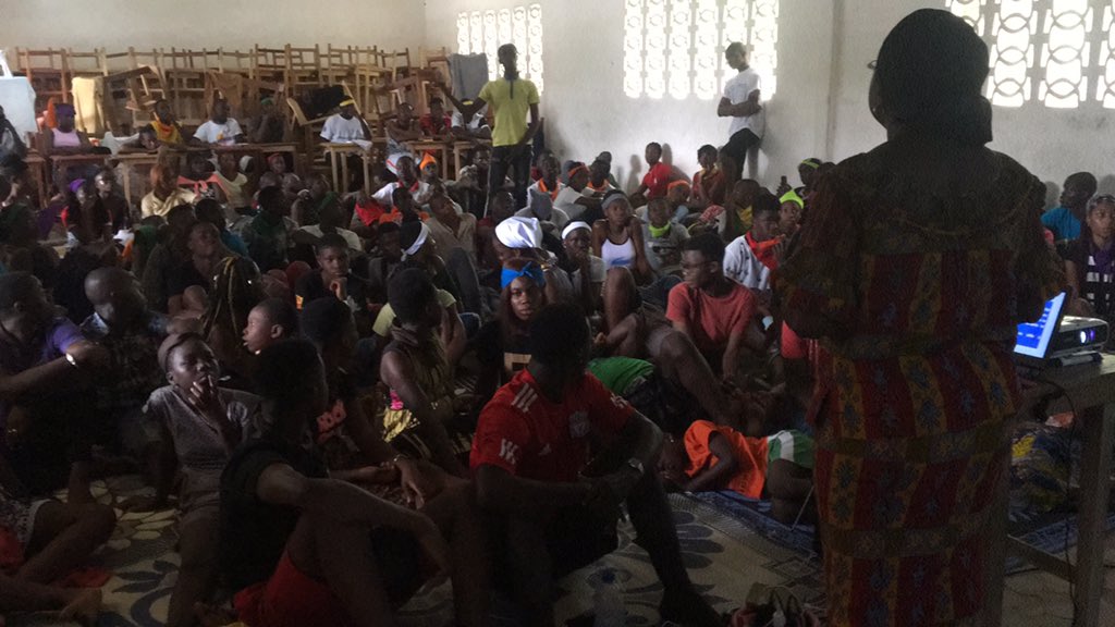 19serge91's tweet photo. #CAMPJACI2019.                   Formation sur les grossesses précoces et non désirées pendant le Camp à MIADZIN animées par N’DA de l’@UNESCO Côte d’Ivoire          #JASRPFCI @RJASRPFNiger @JASRPFBurkina @jasrpfci #INTRAHEALTH #MDM #UNFPA #AIBEF #ap2saj @ap2saj https://t.co/HuHDcUVaB6