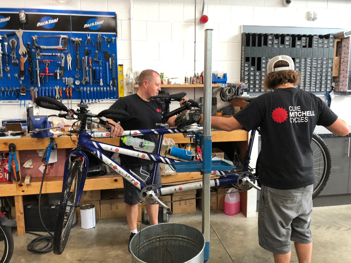 jodownsglass's tweet photo. #JDJOGLE the tandem getting a bit of TLC from the team @CliveMitchells in Summercourt, thanks for the support. Remember you can join Jo & Sam on the final day tomorrow at 9am from this shop as they make their way to Lands End. #jogle #cycling #jodowns #invictustrust #elixirhealth https://t.co/W7nClno77u
