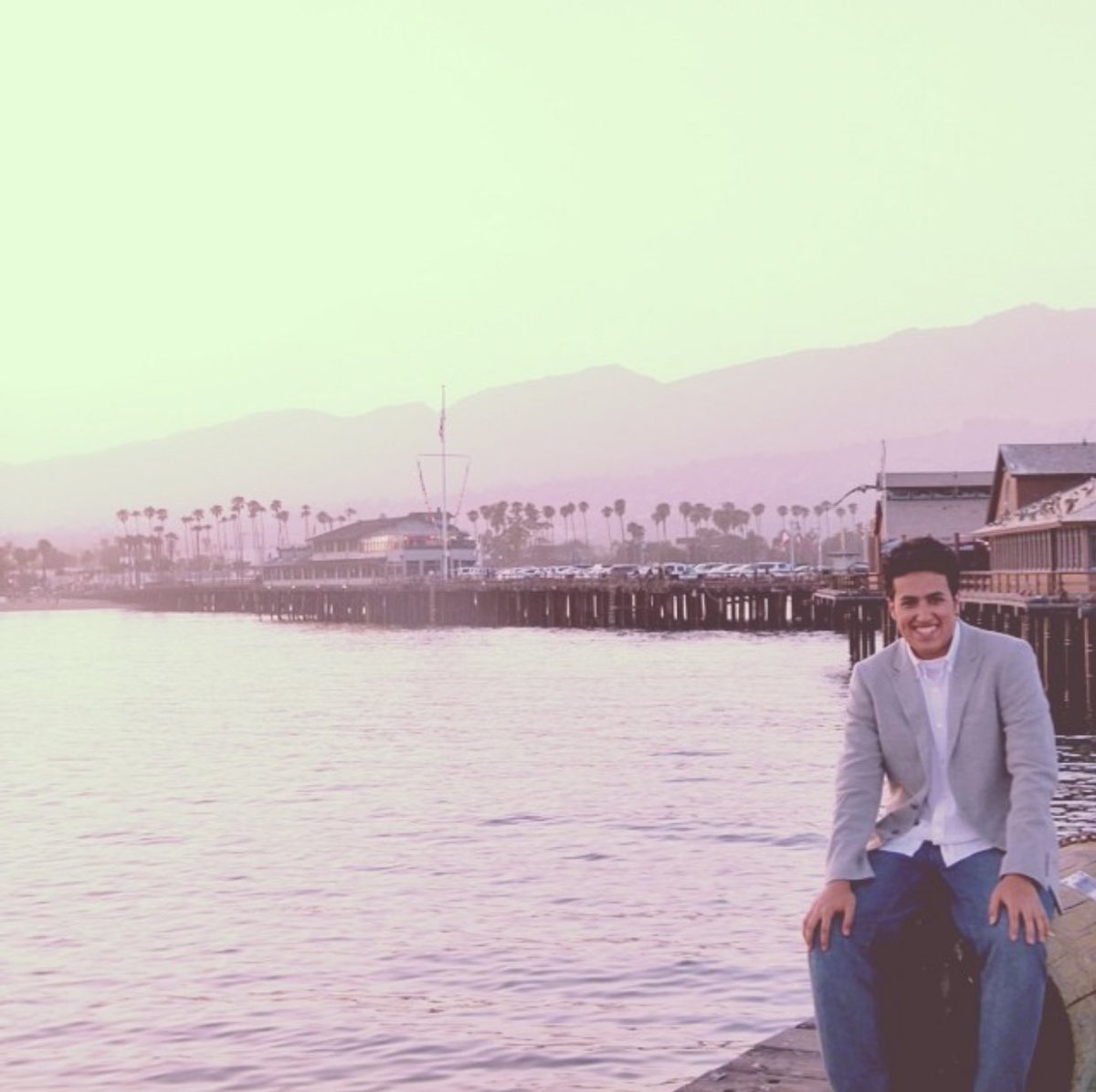 كالفورنيا و #سانتا_باربرا بالتحديد وحشتني حيل 🥺💔
 #دوله_مشتاق_للسفر_اليها