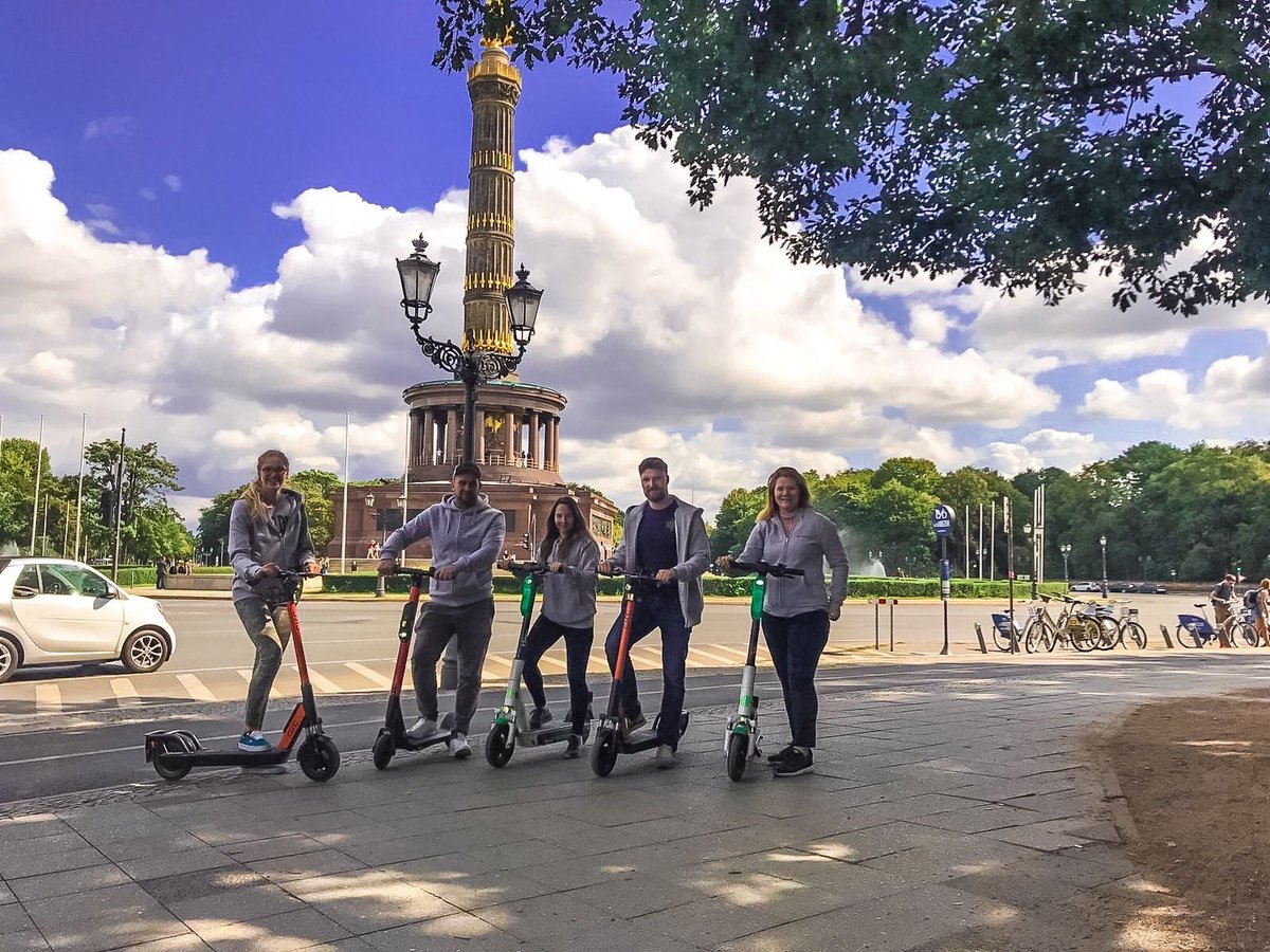 Ein kleiner Ausflug zur Siegessäule! 🛴💨
Vielen Dank <a href="/CircMobility/">CircMobility</a> , <a href="/limebike/">Lime</a> und <a href="/voitechnology/">Voi Technology</a>  für die spaßige Mittagspause!