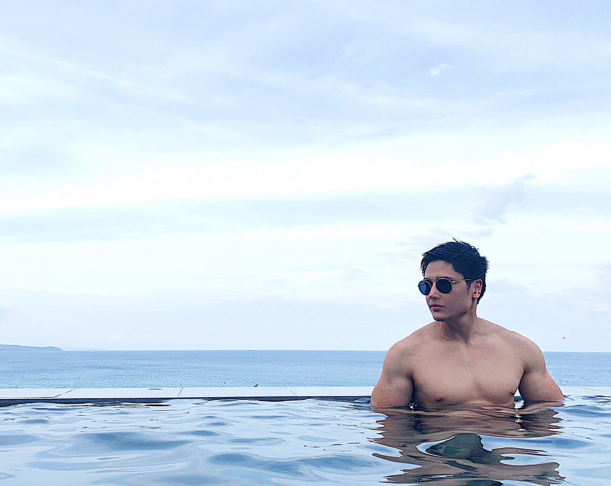 iamdanecar's tweet photo. 🏝😎 https://t.co/yxH1FNirXf