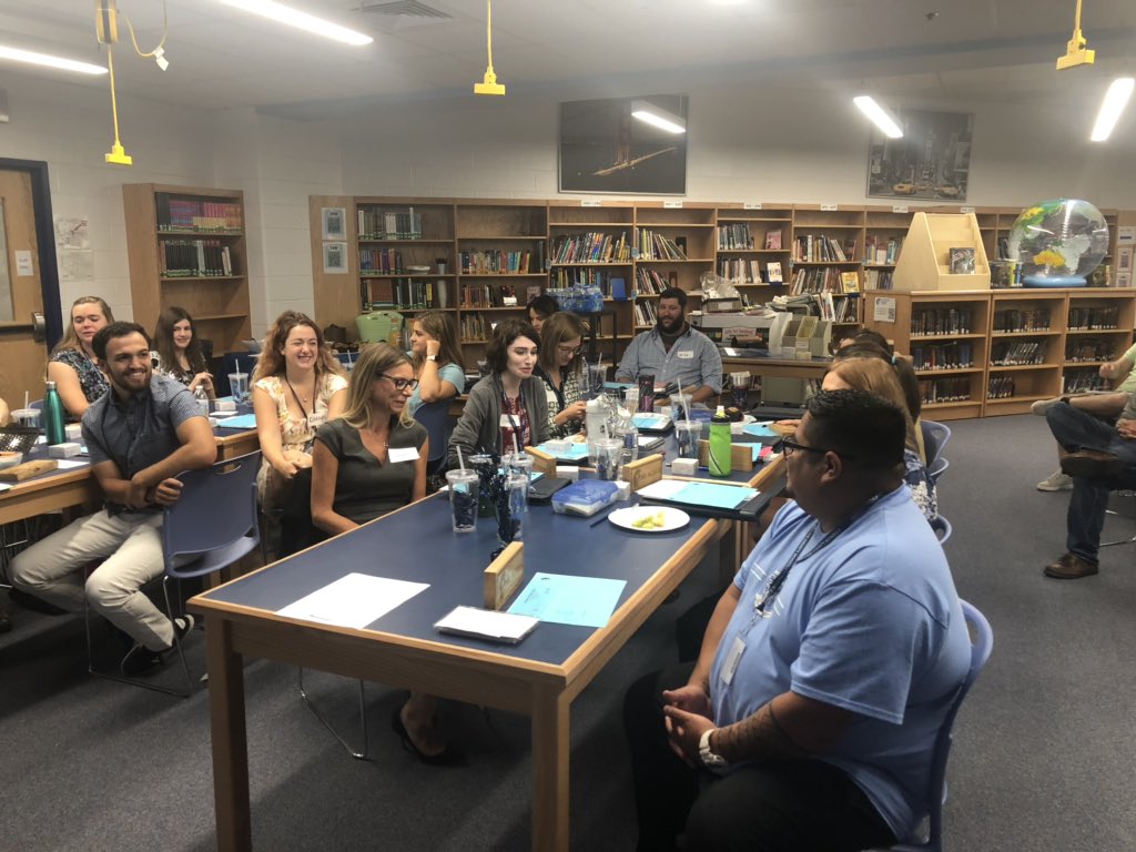 SaundersPWCS's tweet photo. Our new teachers are getting to know each other and the school this morning! They are so excited to get to know more Spartans in just a few days! @PWCSMentoring #pwcsmentors  
#pwcsconnect 
#mentoringmatters 
#firstyearsuccess https://t.co/ehUZRQKL5X