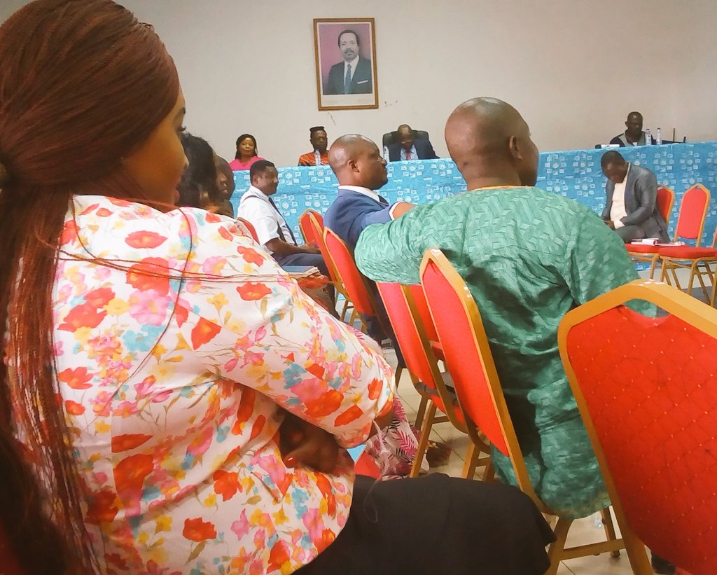 giyo_ndzi's tweet photo. #Cameroon English Newspaper Publishers Association, #CENPA drills journalists in workshop on reporting for #peace during conflicts periods. https://t.co/qxT34noPhF