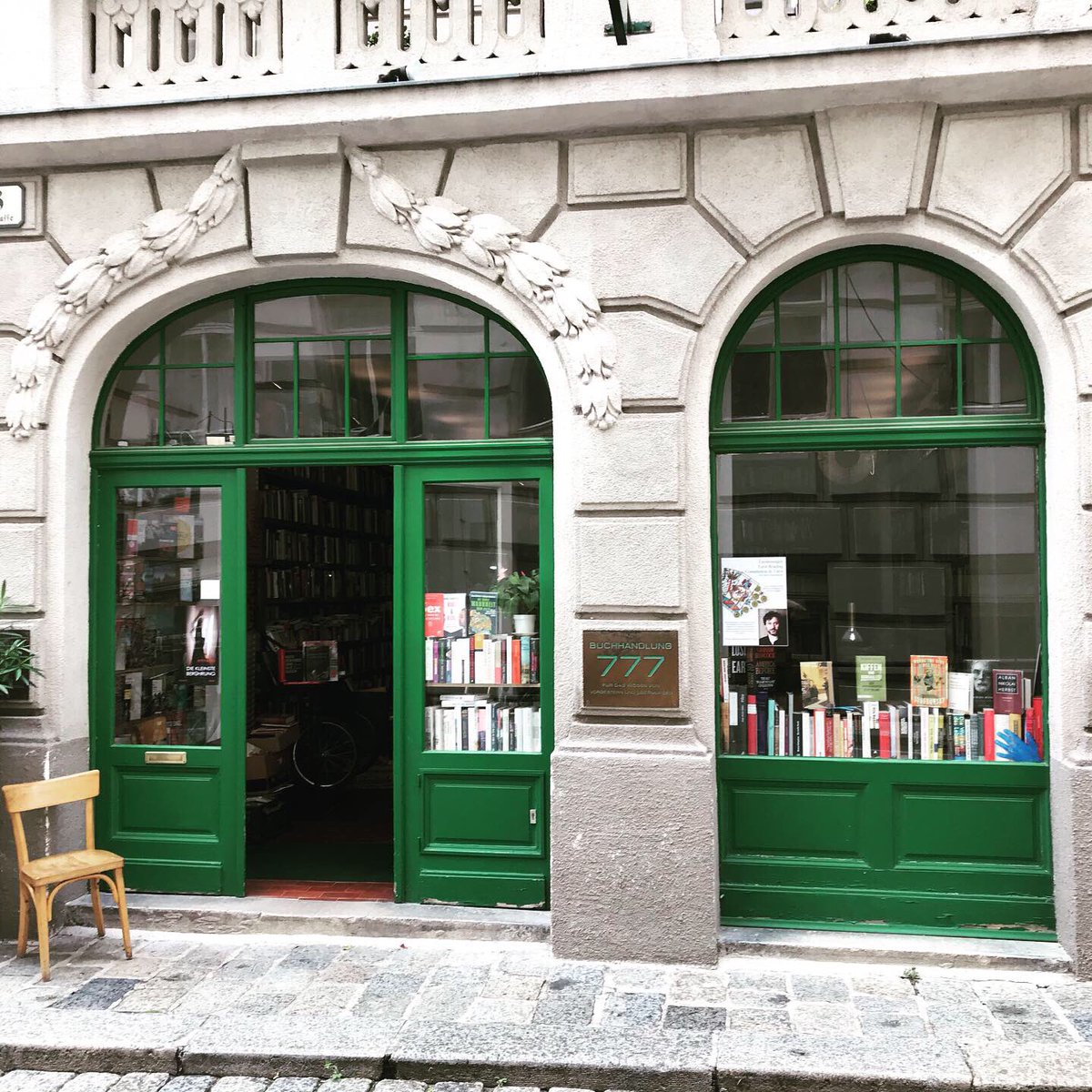 Adrientarot's tweet image. Come and see us for a Tarot reading or a Tarot Workshop.
🔮
#tarot #tarotdemarseille #tarotreader #tarotcards #tarotreading #tarotreaders #tarotreadersofinstagram #tarotofinstagram  #tarotreading #spirituality #past #present #futur #divination #tarotvienna #vienna