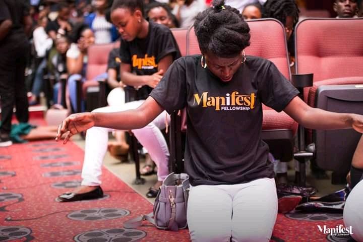 d_beyendera's tweet photo. BA #Freshers and #Campusers the times are NOW when it's not cool 😎😎 for you not to be in  Manifest Fellowship at your campus! 

Like how can you even not know about @ManifestUganda and your in campus!! https://t.co/puWWwvWNX7