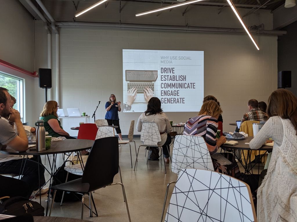 EIDVisions's tweet photo. Woke up nice and early to join like-minded professionals at the 101st #SMBME! Currently learning how to figure out the right digital marketing channels to use for your business! https://t.co/jkuAaqdTsR