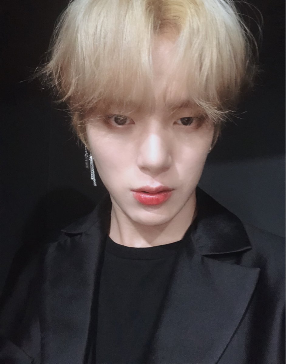 OfficialMONSTAX's tweet photo. [#민혁] 필터로 찍어보았습니다 https://t.co/JzXYlOoaZ0