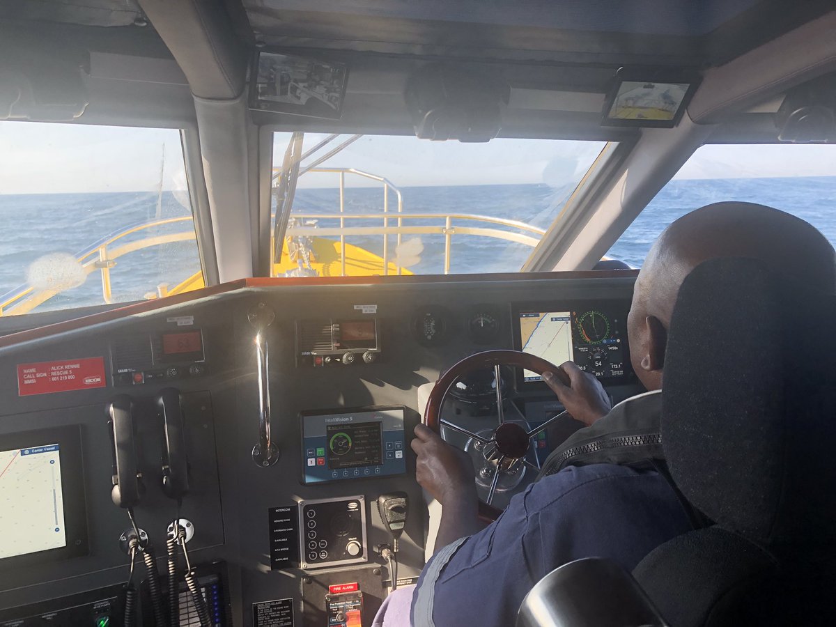 #Rescue5 is maintaining 20kts SOG, good training conditions and crew are learning loads.