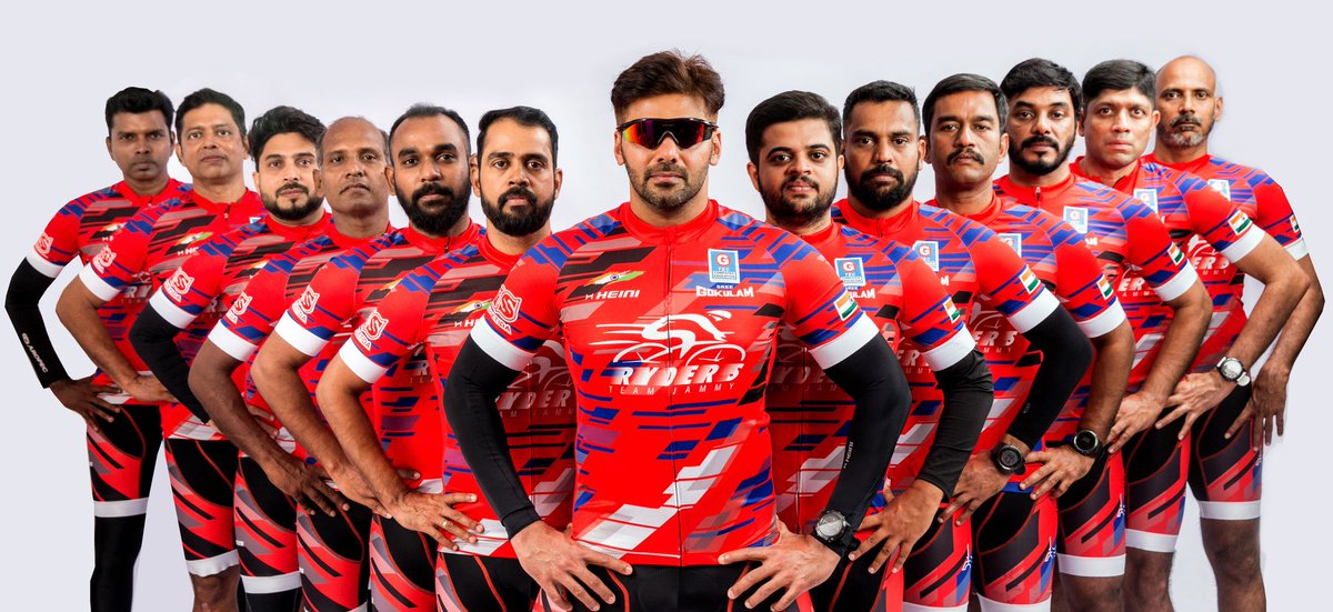 SuriyaS97957817's tweet photo. Happy to launch @arya_offl ‘s #Ryders team Cycling Jersey for PBP 2019 - 1200 kms. Wishing the Energetic team all the very best for a perfect finish 👍🏼

#SreeGokulam 
#Heini 
#GtecComputerEducation
#NS https://t.co/ANV6XQUUji https://t.co/d5fSz8tJw3