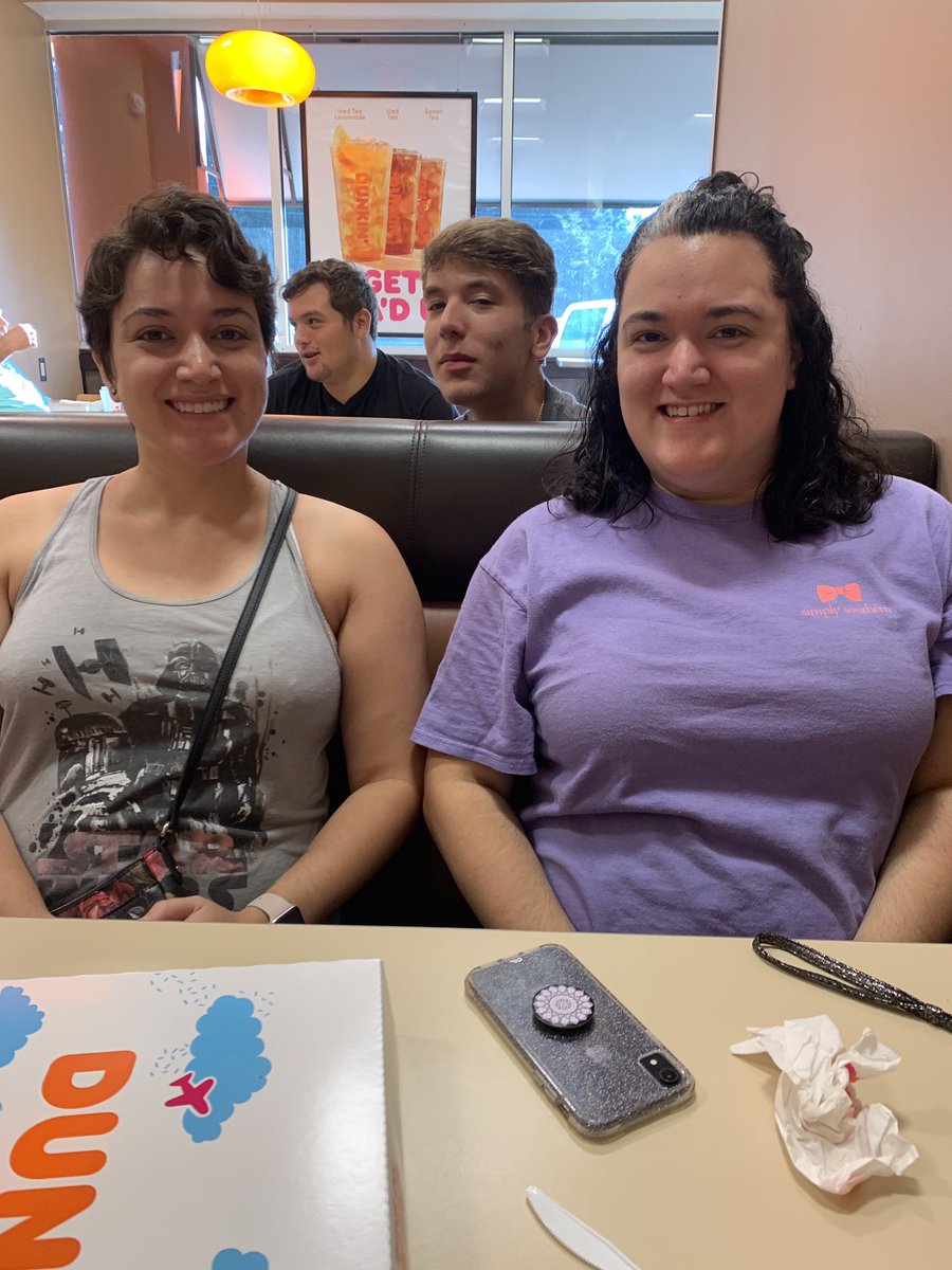 DawnRead15's tweet photo. Move in day at Lever Hall @ClemsonHome the FAM showed up strong this morning to take @tylerread21 to @ClemsonUniv thanks to everyone for coming to help @krystinajazz, Lauren Taylor, Tristan Read, Sylvia Hall (aka grandma) and David Hall (aka Papa) https://t.co/J5mdN5Zze5