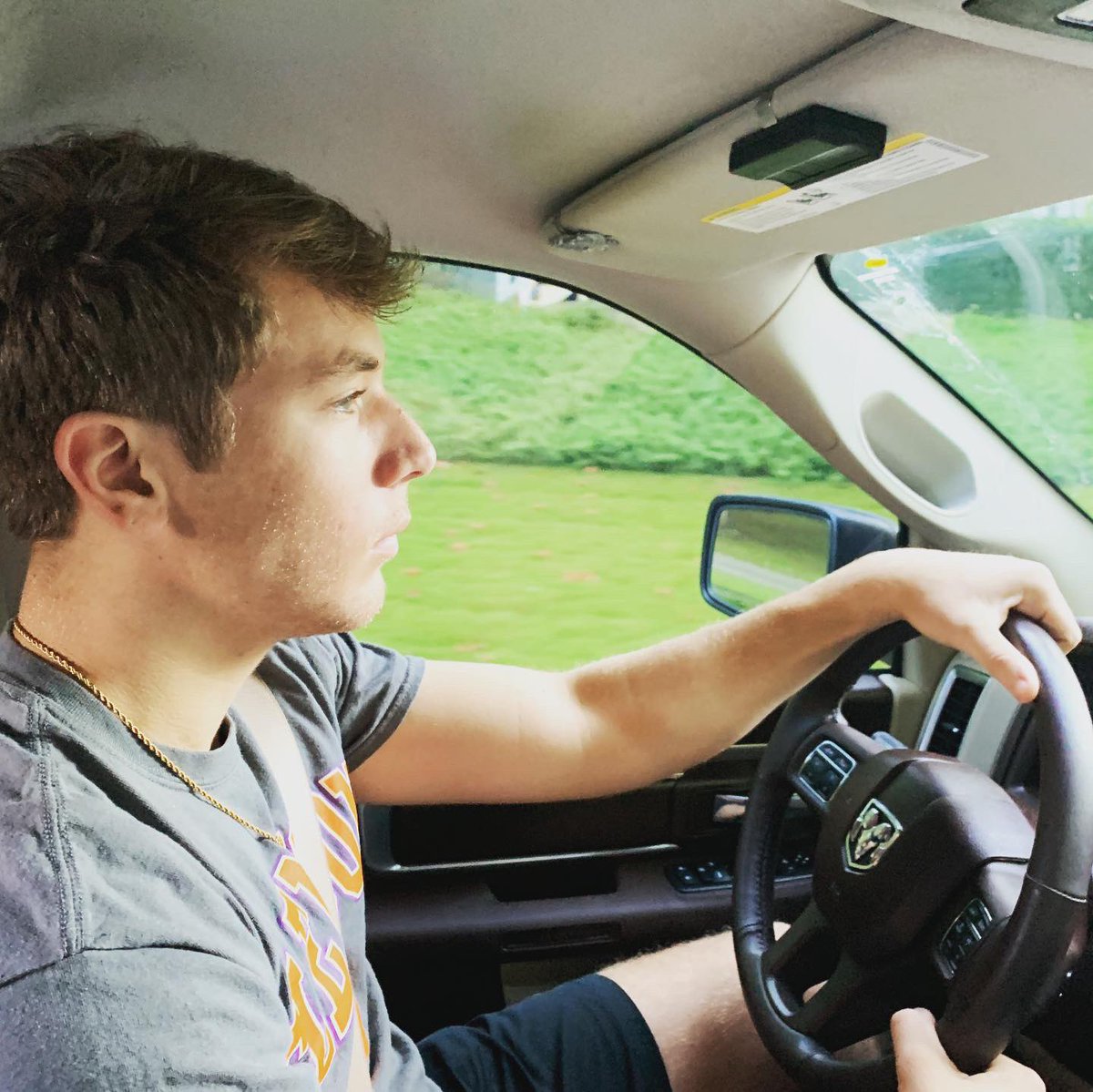 DawnRead15's tweet photo. Move in day at Lever Hall @ClemsonHome the FAM showed up strong this morning to take @tylerread21 to @ClemsonUniv thanks to everyone for coming to help @krystinajazz, Lauren Taylor, Tristan Read, Sylvia Hall (aka grandma) and David Hall (aka Papa) https://t.co/J5mdN5Zze5