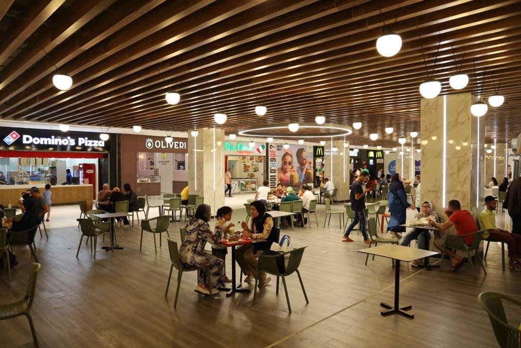 GritGroup's tweet photo. As owners of @AnfaShopping in Morocco, we’re elated to announce that the renovations are now complete. Here’s a look at what’s in store for shopping enthusiasts. 
#Grit #RealEstate #Africa #REIT #Construction #Morocco #AnfaPlace https://t.co/ub1cmw7YKt