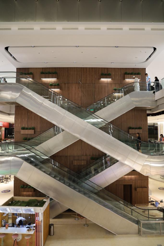GREAfrica's tweet photo. The renovations of @AnfaShopping are officially complete! For an out-of-this-world shopping experience, visit the newly revamped mall today. #GatewayDelta #RealEstate #Africa #REIT #Construction #Morocco #AnfaPlace https://t.co/2b1DergCTx