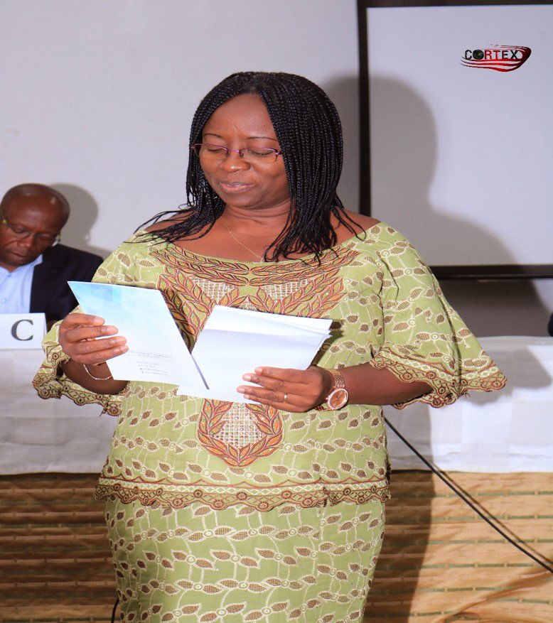 mdsc229's tweet photo. Lancement officiel de la première édition du label qualité des OSC. Retour en images sur :
Le discours de la représentante des OSC, la prestation slam de Harmonie et l'intervention de Mme ADJOU MOUMOUNI.
#NosProjetsPhares
#labelqualitéosc
#Fosir #wasexo #ChildRightMonitoring https://t.co/uwfTw2jRLz