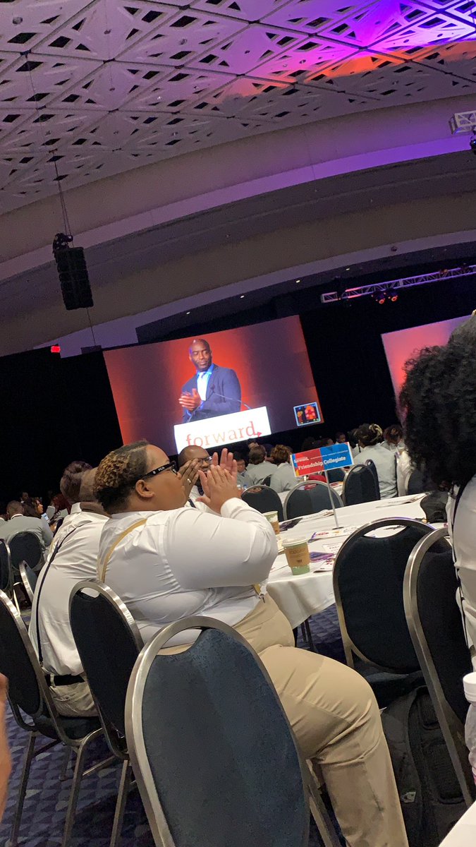 DwomackDarrell's tweet photo. We want to always ensure we are excited in front of our scholars! #FriendshipFWD19 #FPCSCOL https://t.co/UyQo6C3hwB