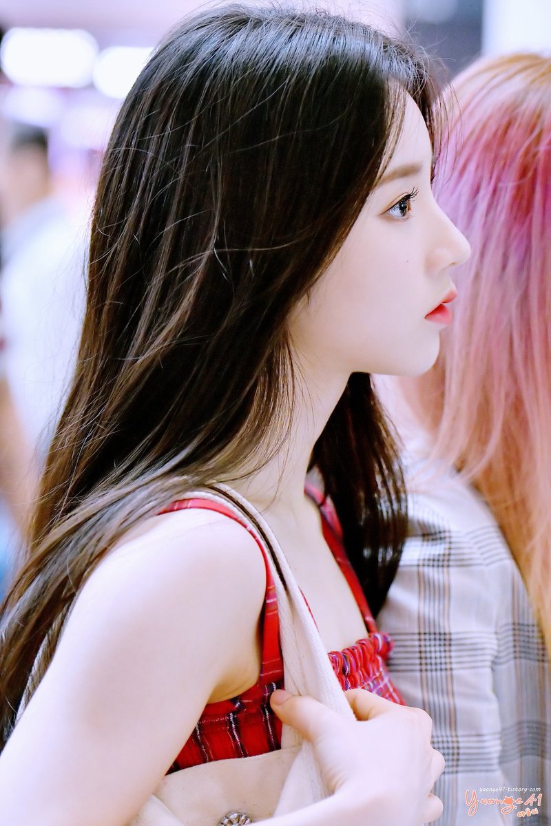 heejin pics (희진) tweet media