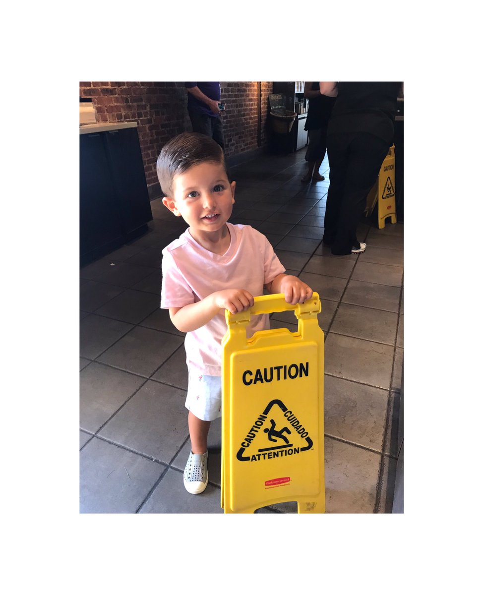 CaraJoy48's tweet photo. #caution #seriouscuteness #cutie #pinkflamingo #summer @JanieandJack 😍😍😍 https://t.co/di2Y9XKDmu