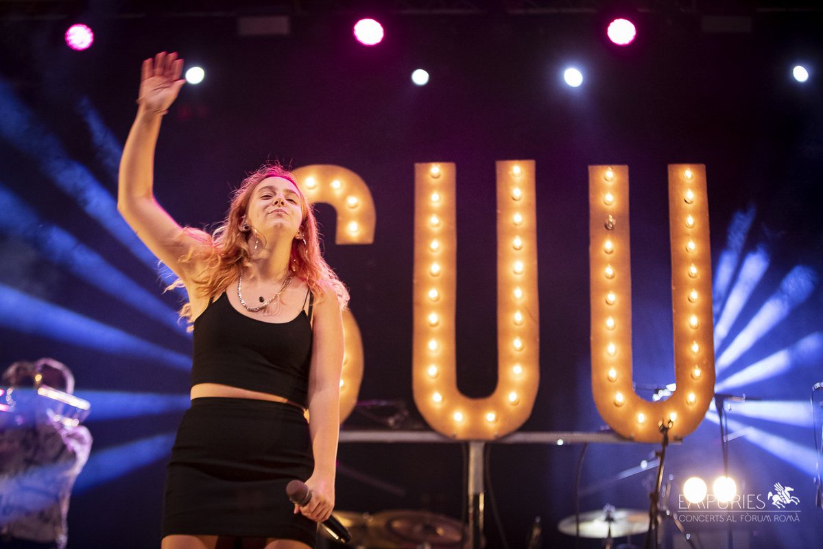 ConcertEmpuries's tweet photo. 💥 Que aixequi la mà qui va saltar i ballar com mai amb la @tontaca13 al Festival! ☝

📸 @furalabfoto 

#concertsempuries #elscatarres #elspets #andreamotis #suu #alessioarena #pavvla #ismaelserrano #empuries2019 #empuries19 #momentsempuries https://t.co/gkF2dvdx8P