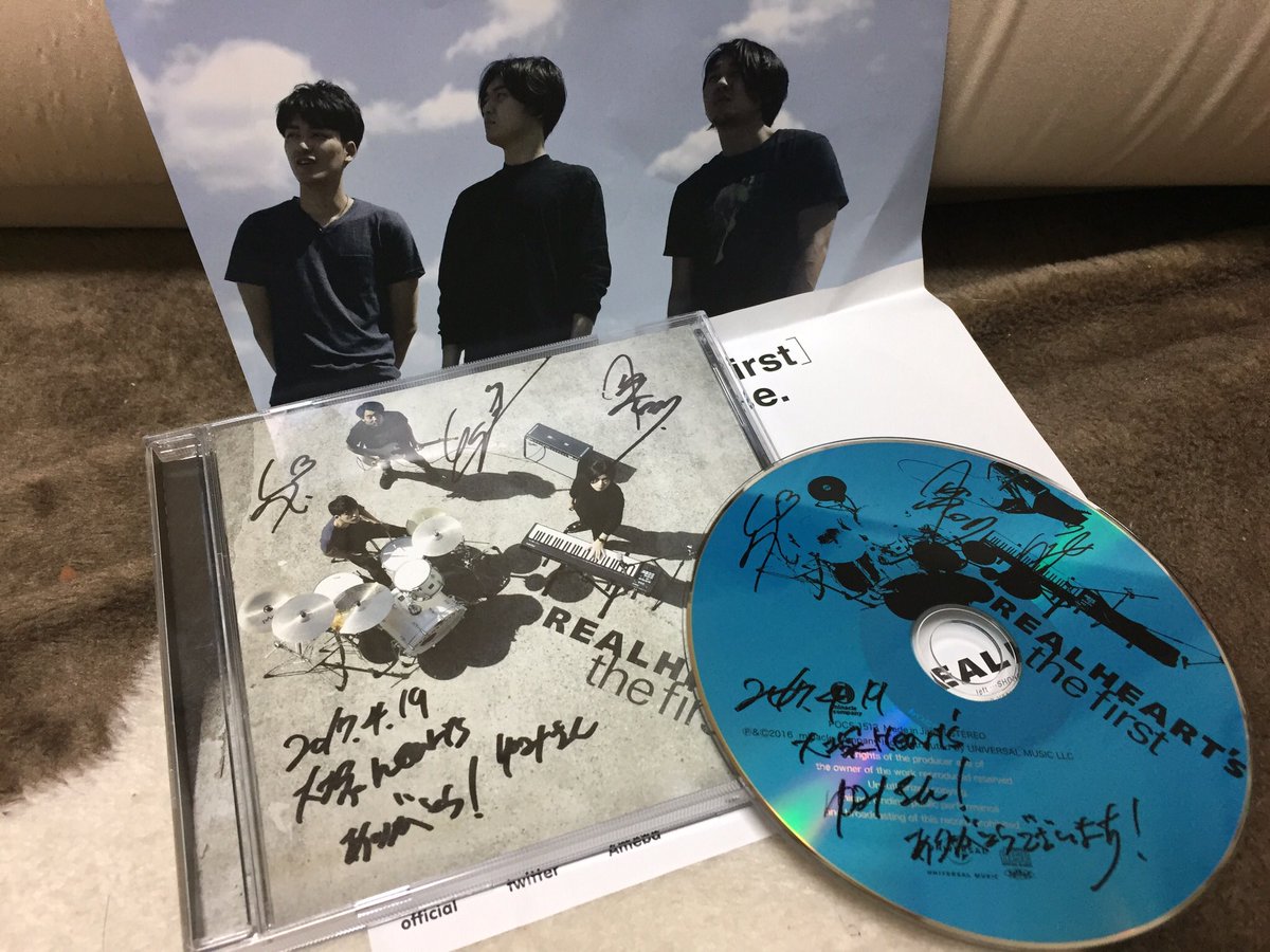 tk716ym's tweet photo. #REALHEARTS
渉平くん @Shohei_Drums
誕生日おめでとう🎂🎉🎊

またREALHEARTSのライブ行けるの楽しみに待ってます。 https://t.co/wwrhzPNtlm