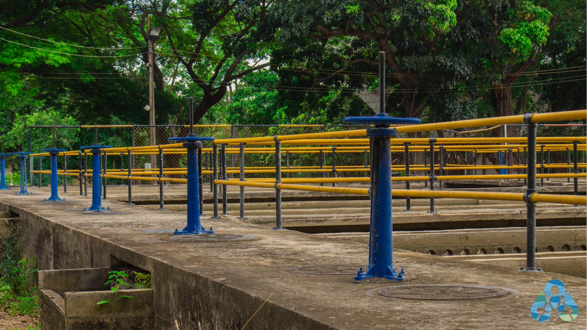 AcueductoCVP's tweet photo. Hoy el Acueducto Metropolitano se convierte en una realidad que va a resolver de manera definitiva la problemática social más importante que hasta ahora afectó a Cúcuta y sus alrededores. 💧🌱 #Aguaparatodos #trabajamosporelAgua #elAguaesunderecho https://t.co/Qel3M1mhsr