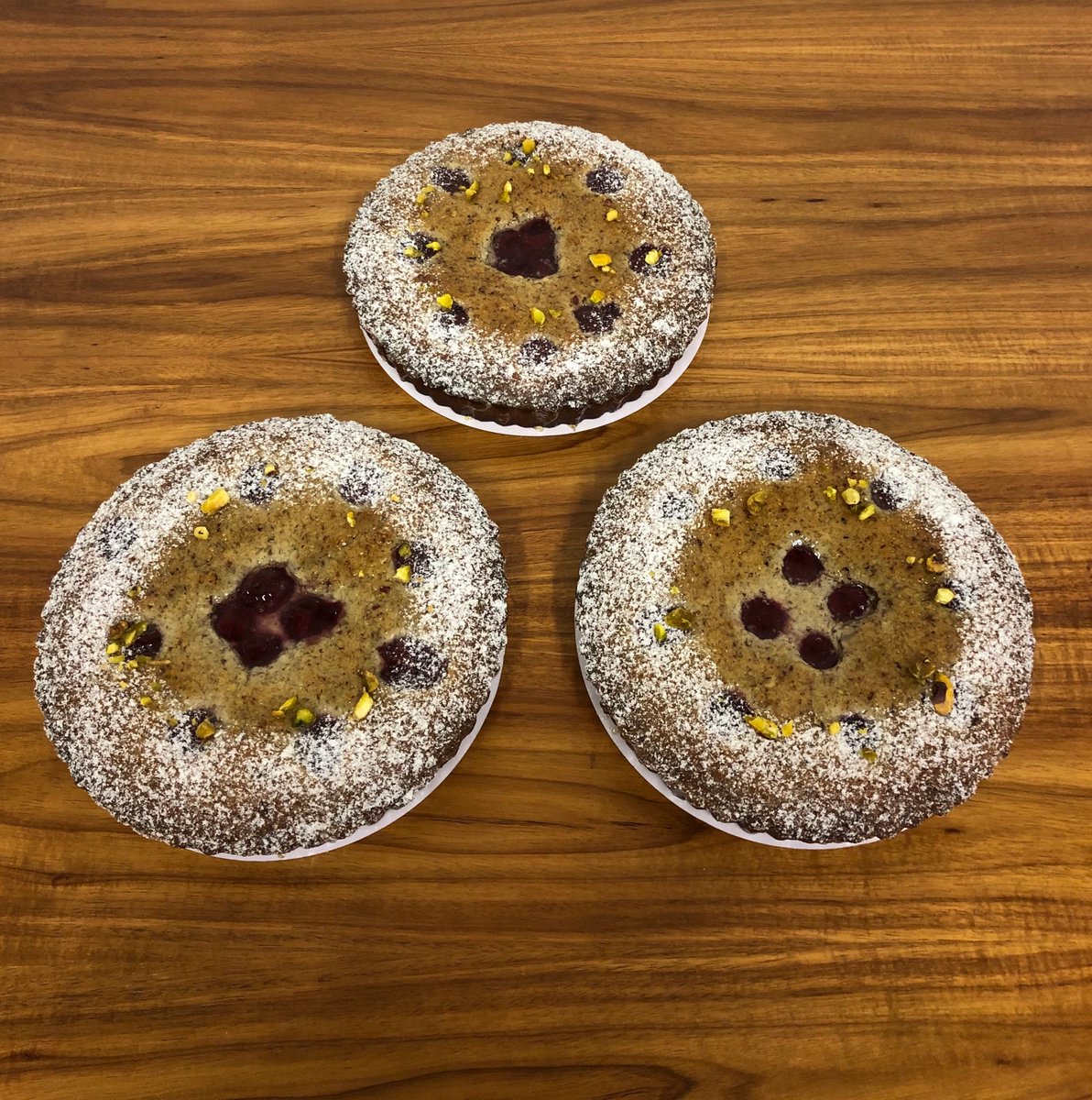 MotiumAus's tweet photo. Today was cake day!
We haven't had any birthdays at Motium in a while and we were all feeling a little cake deprived 😅
#Motium #birthdaycake #happyworkers https://t.co/oxNvzNgKVg