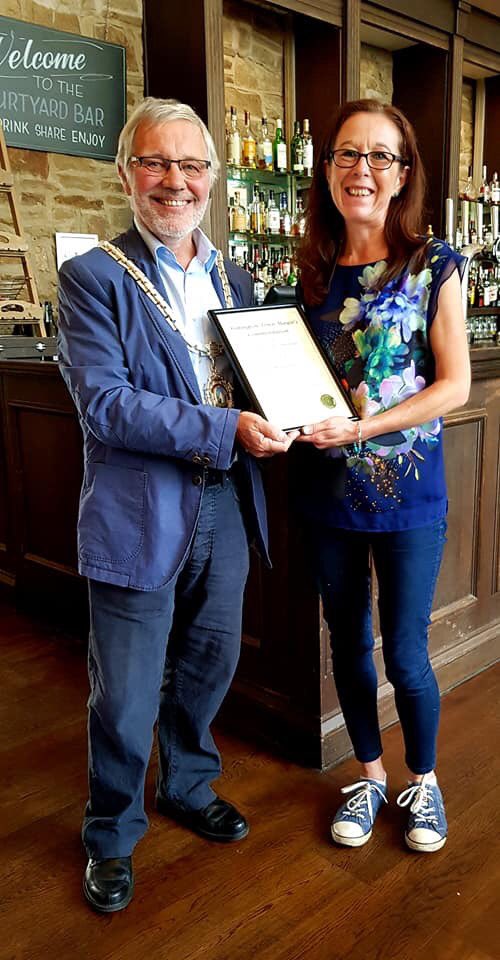 _SaraKnowles's tweet image. Honoured to receive the Town Mayor’s Award last night in recognition of my voluntary work - a wonderful surprise ✨ Really proud to be part of this community #Bollington #Cheshire  @bollingtontc @TEDxBollington