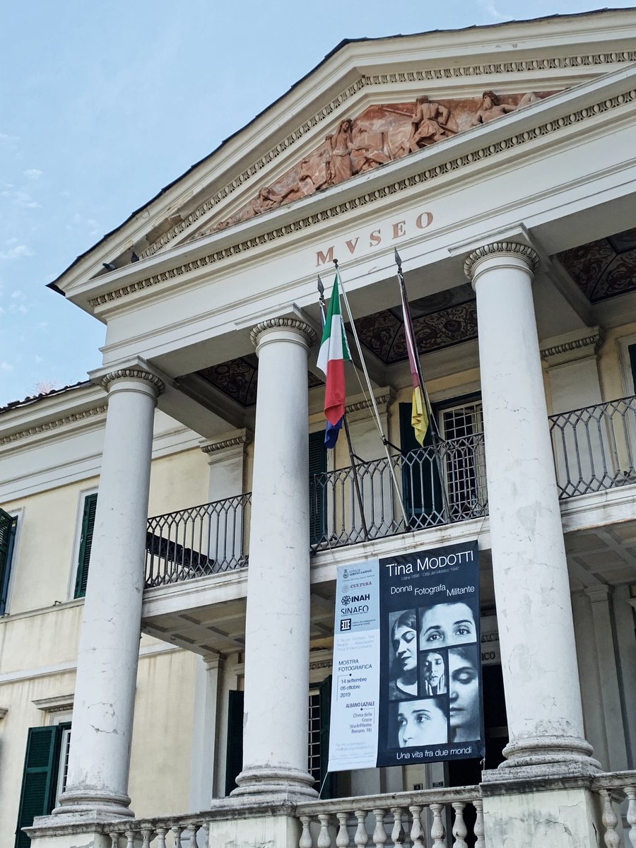 MuseiAlbano's tweet photo. Ripartiamo da settembre proponendovi una mostra che ci immerge nel mondo di 𝗧𝗶𝗻𝗮 𝗠𝗼𝗱𝗼𝘁𝘁𝗶, donna e fotografa controversa della prima metà del ‘900. 
Per info e prenotazioni: info@associazione8marzo.it
#albanolaziale #museoalbano #tinamodotti #castelliromani https://t.co/OG7IPjIapd