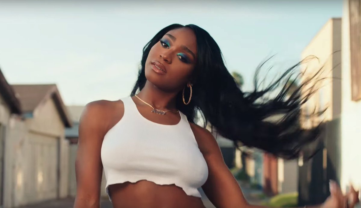 heardboutus's tweet photo. I love this song and the music video not only because it's good. It represents HER as a person and an artist. It's amazing #Motivation #MotivationTONIGHT #MotivationOUTTONIGHT https://t.co/hVxQO6t7YJ