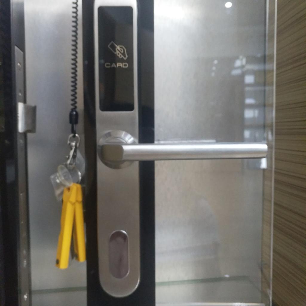 Amyliu87004113's tweet photo. goodum new hotel RFID lock
#HotelDeLuna #hoteldataconf #LockerCodes #LockScreen #locksmith #digitallock #hotelsystem #Security #smartdoorlock https://t.co/C5RdVPCvLw