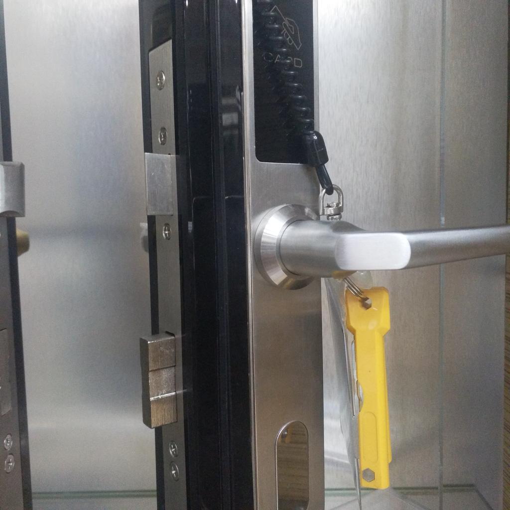 Amyliu87004113's tweet photo. goodum new hotel RFID lock
#HotelDeLuna #hoteldataconf #LockerCodes #LockScreen #locksmith #digitallock #hotelsystem #Security #smartdoorlock https://t.co/C5RdVPCvLw