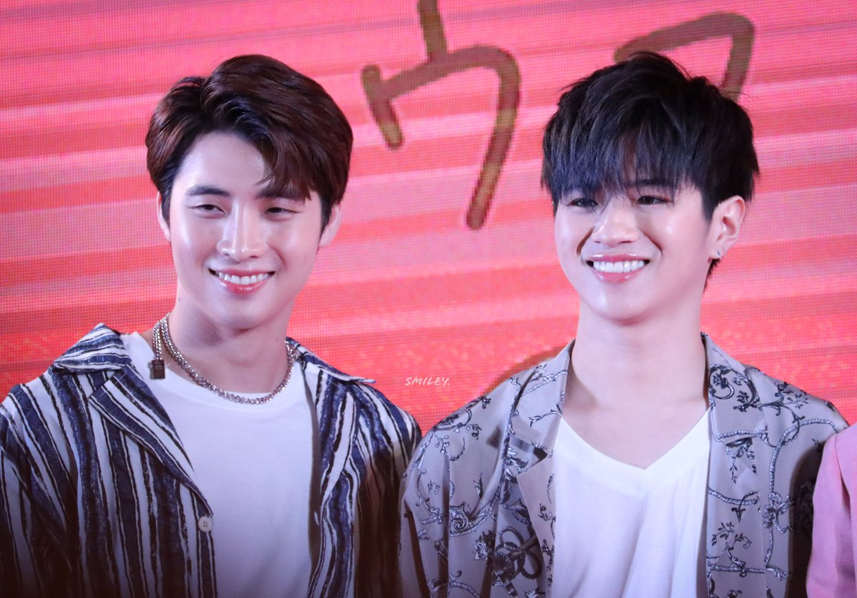 bychancebyfate_'s tweet photo. 190816 #URAIBeyondWonderland 
#URAIx2wish
finally... 
#คนของแปลน #PlanRathavit #MeanPhiravich https://t.co/aqWFhuC9a8