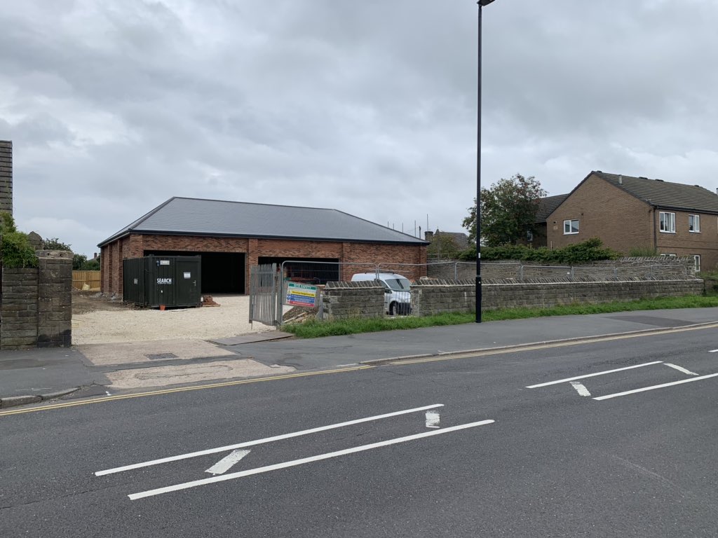 ackabb's tweet image. Scaffold down at New @coopuk store on Derbyshire Lane.  Shop front &amp;amp; ground works to follow.  Opening October/November.  Looking great.  #coopsupermarket #sheffield #sheffielddevelopment #sheffieldconstruction