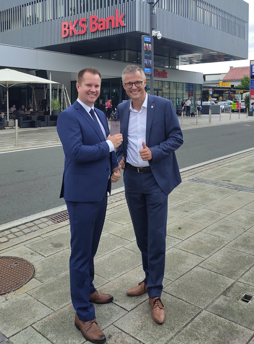 ChWoschitz's tweet photo. @jantrionow Gratulation an #Drei, nun gibt es auch echtes #5G in Kärnten.
Danke für die ausgezeichnete Kooperation zwischen Drei, Land Kärnten und #ZTE. https://t.co/lZQt3aVOAb