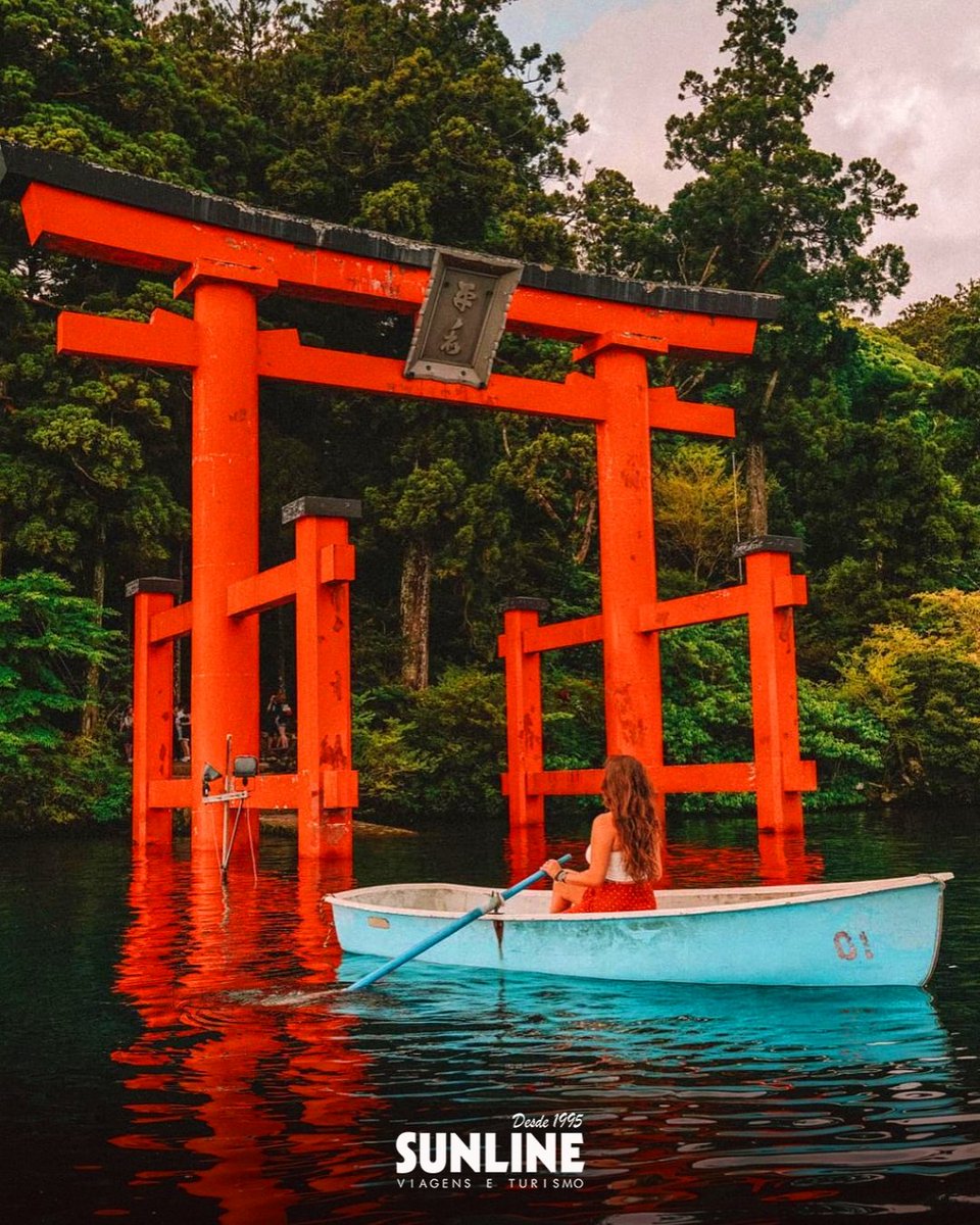 HAKONE é conhecida por suas fontes termais e grandes patrimônios, situada na província de Kanagawa, com seus belos campos e sua vista do Monte Fuji, esta cidade proporciona emoções únicas.
.
#SunlineTu23anos #Japão #japan #hakone #culturajaponesa #grupoprimavera2020⠀